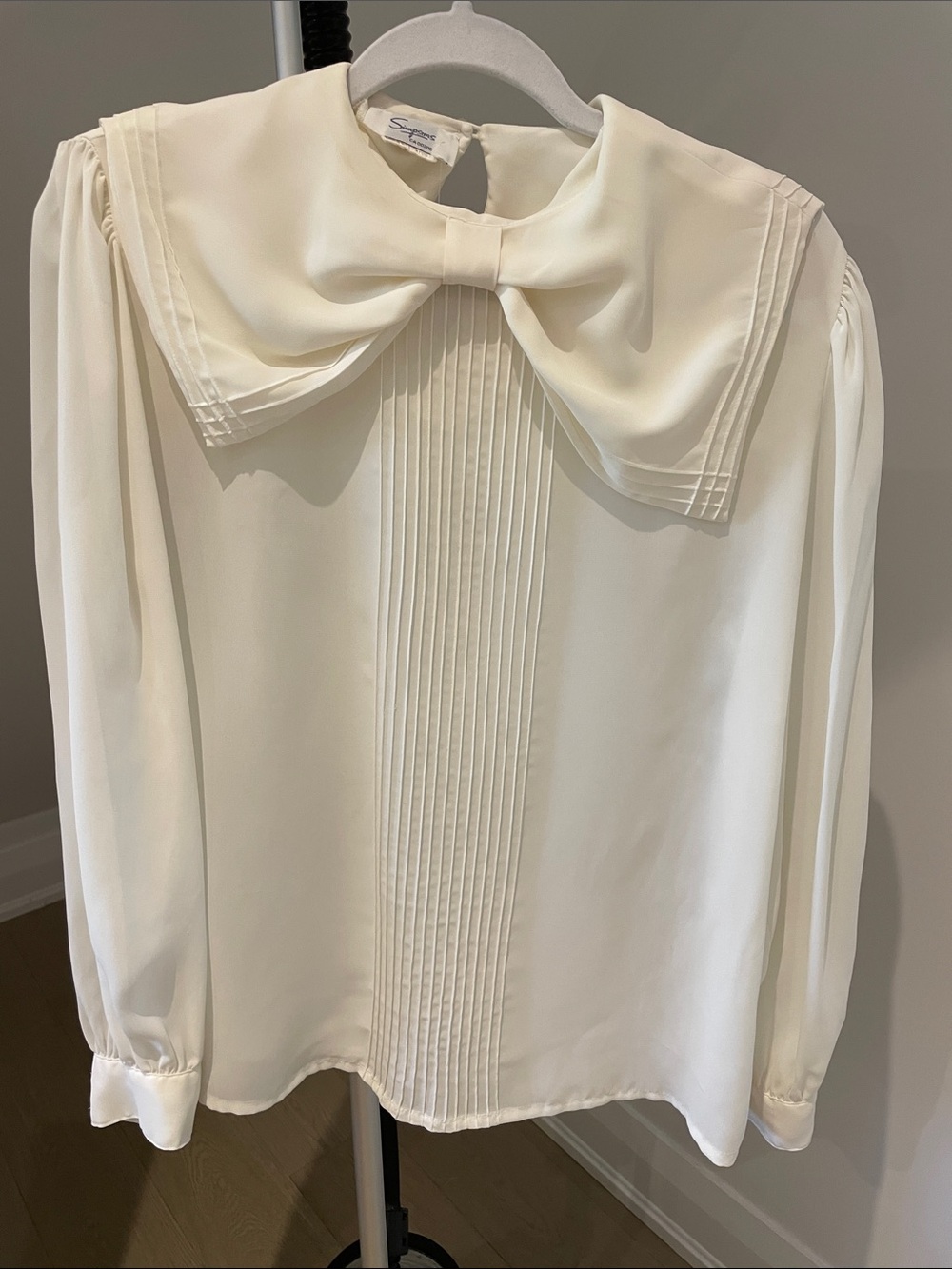 Vintage Cream Bow-Collar Blouse